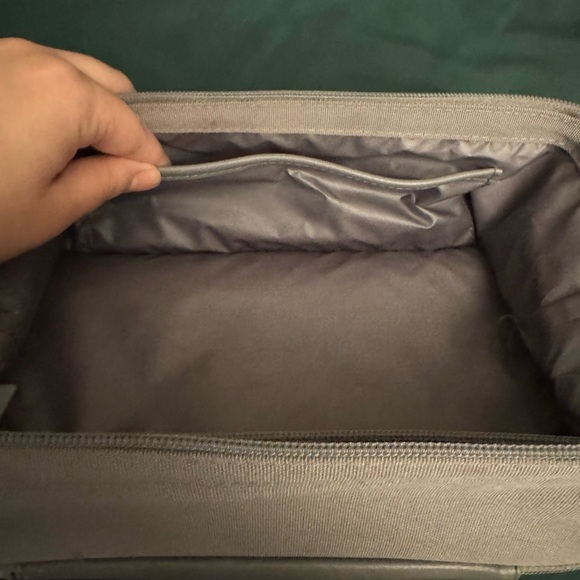 Béis Dopp Kit - Picture 6 of 8